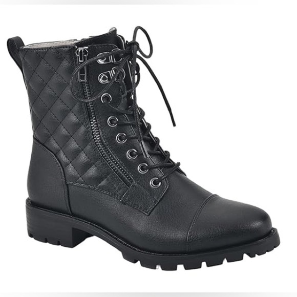 WHITE MOUNTAIN Shoes Women's Dashing Lace-up Boot - Picture 1 of 7